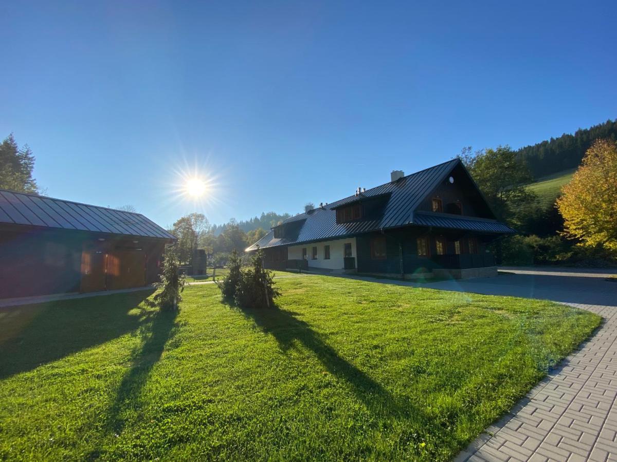 Apartamento Polansky Dvur Velké Karlovice Exterior foto
