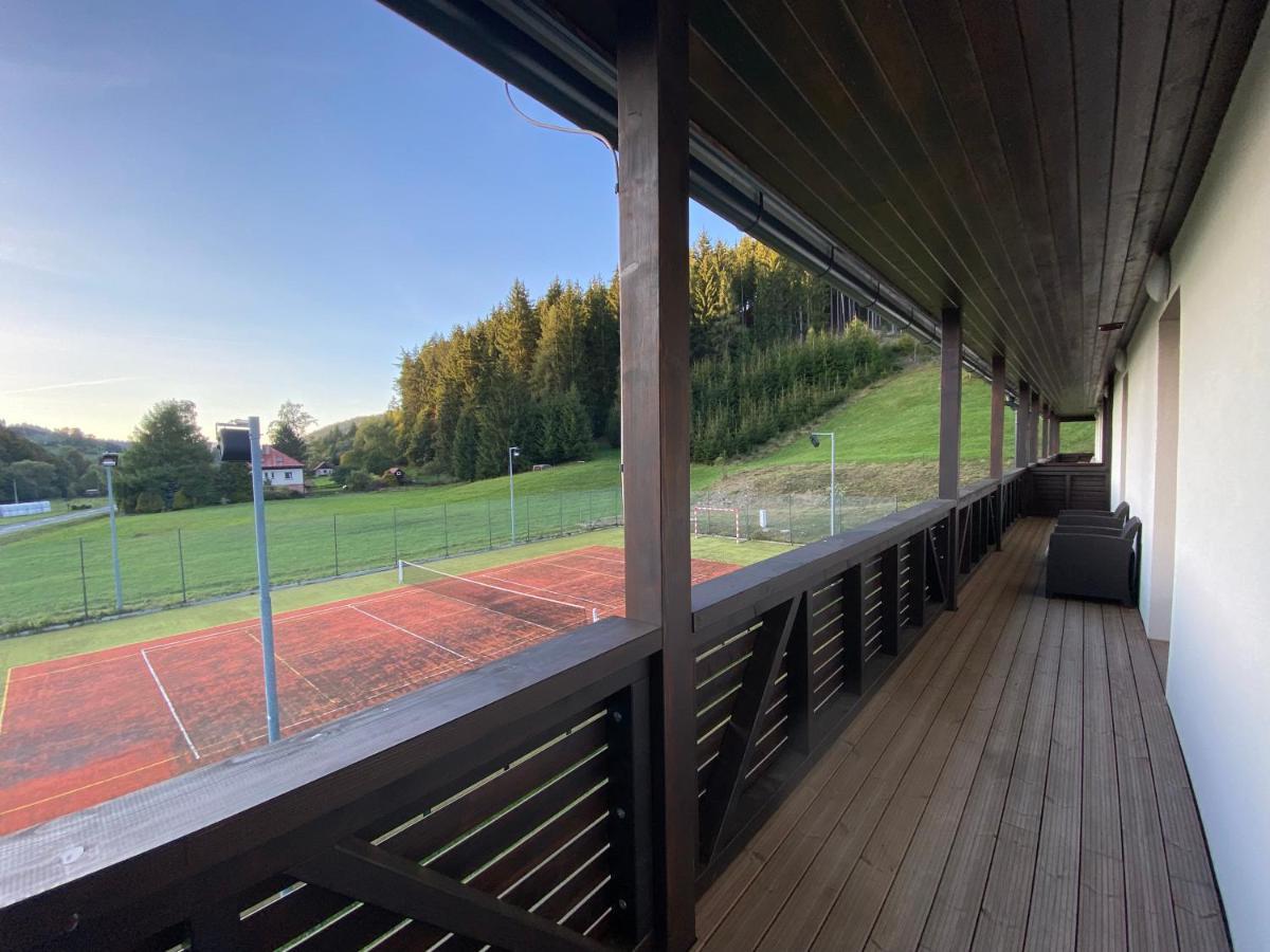 Apartamento Polansky Dvur Velké Karlovice Exterior foto
