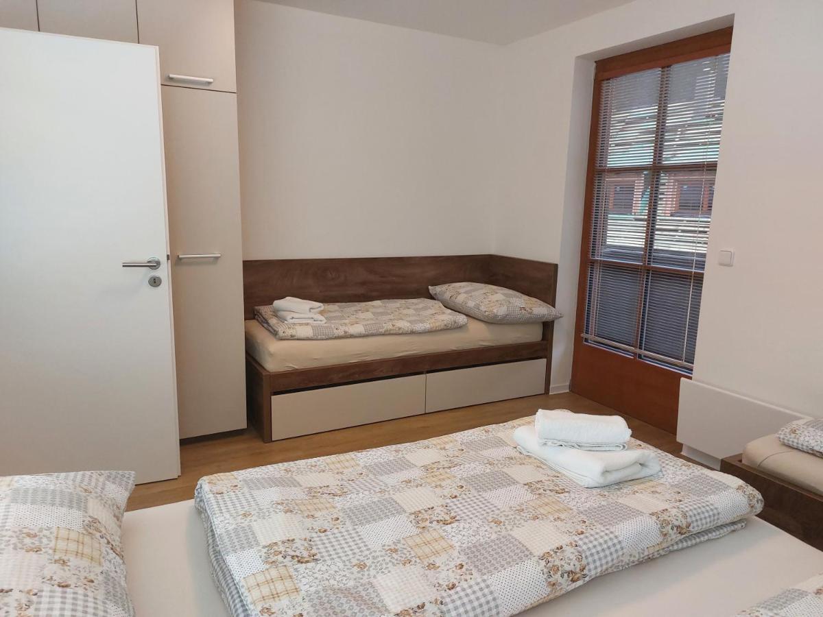 Apartamento Polansky Dvur Velké Karlovice Exterior foto