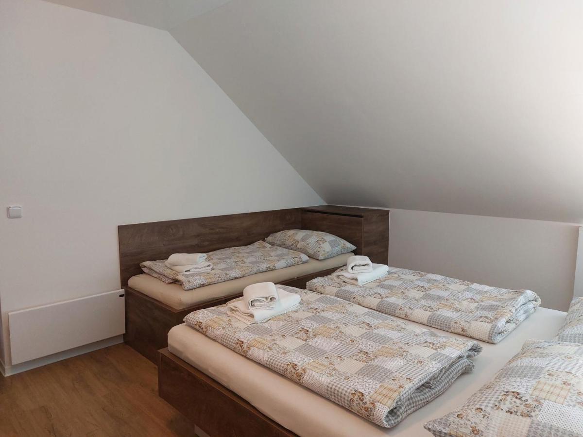Apartamento Polansky Dvur Velké Karlovice Exterior foto