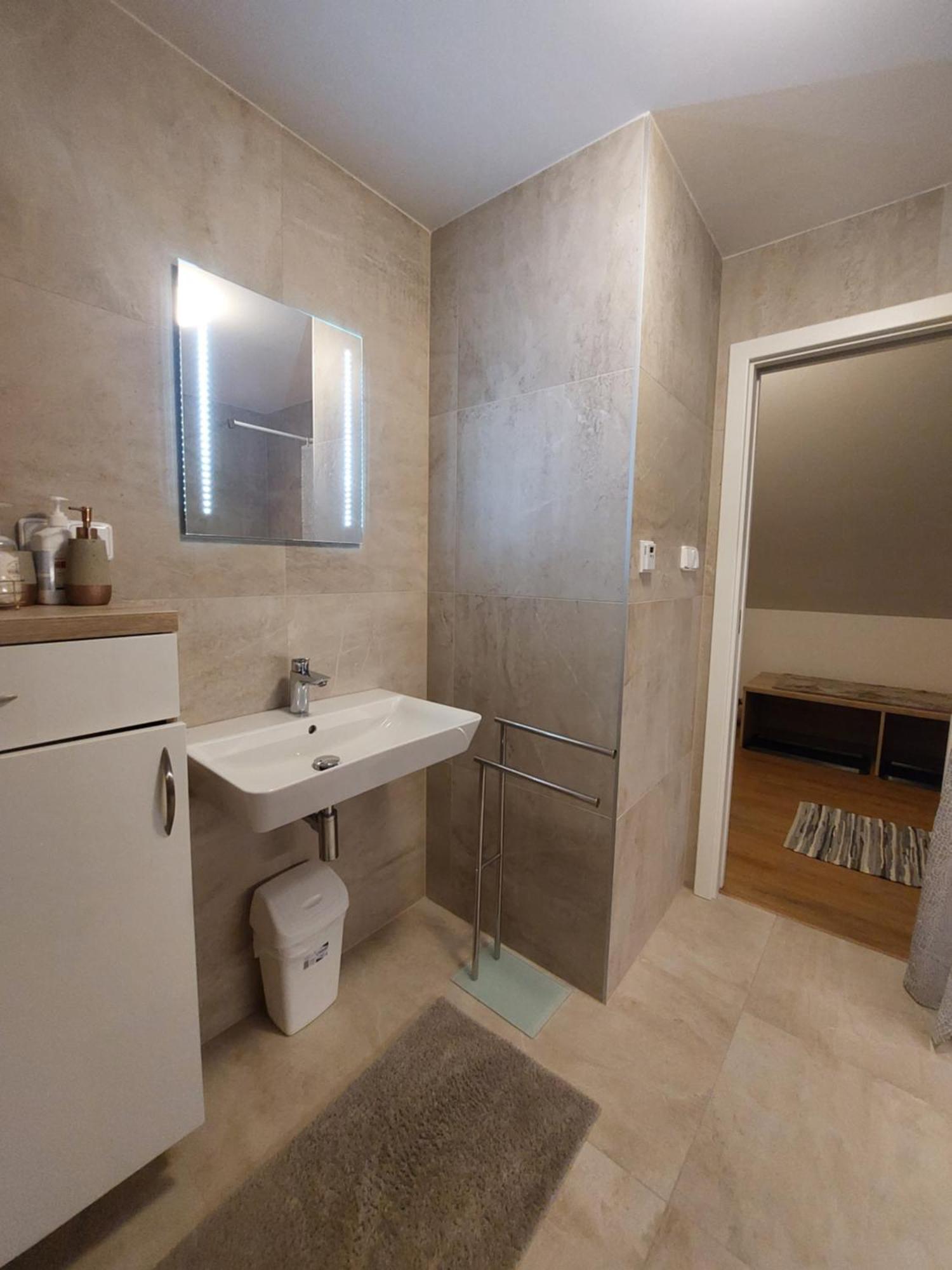 Apartamento Polansky Dvur Velké Karlovice Exterior foto
