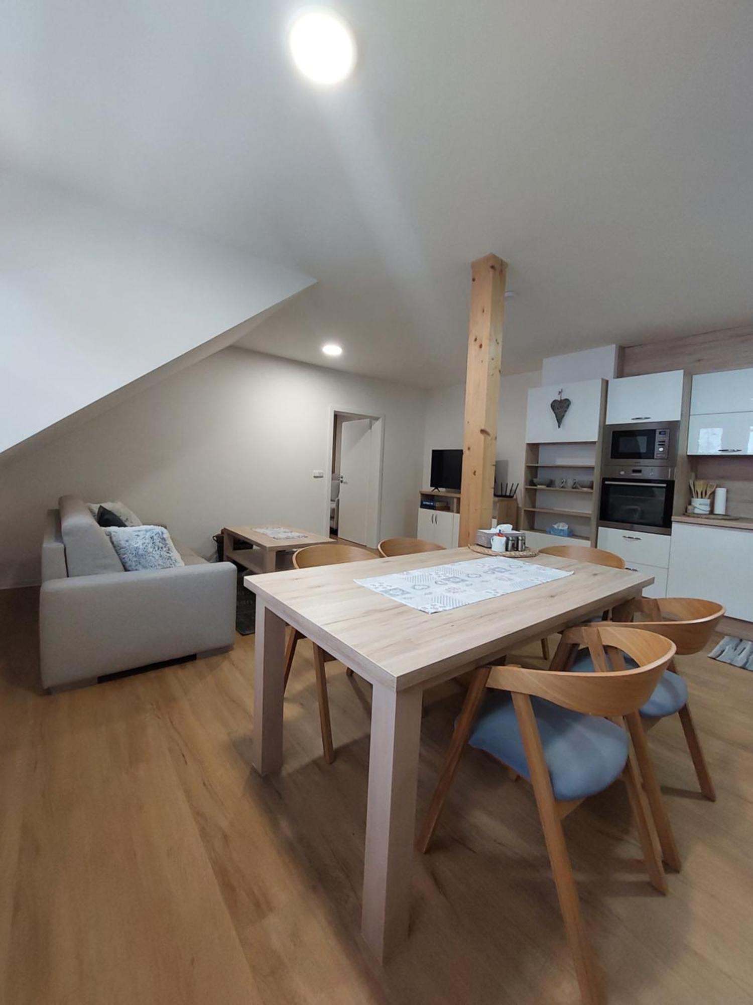 Apartamento Polansky Dvur Velké Karlovice Exterior foto